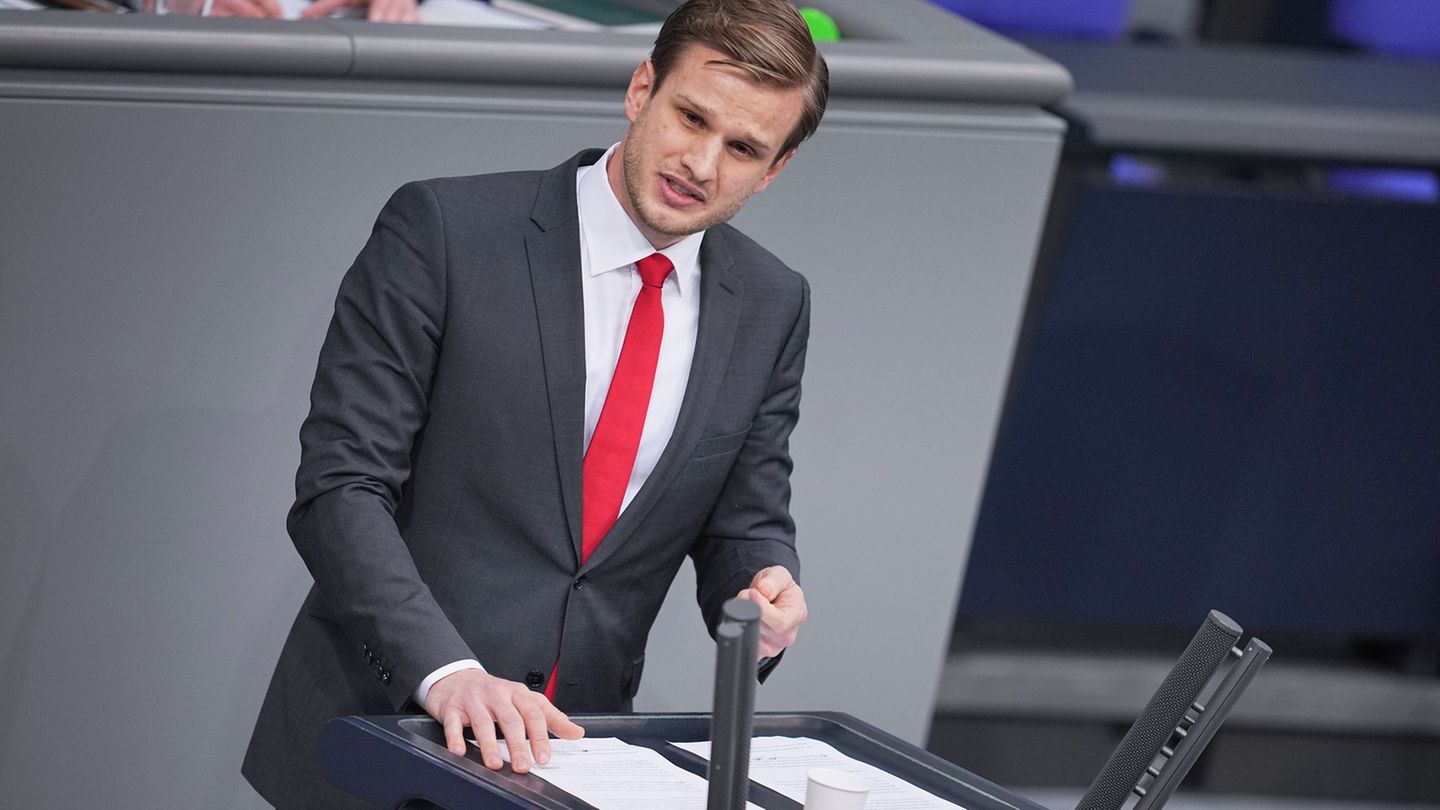 Mesarosch saß bis 2025 für die SPD im Bundestag. (Archivbild) Foto: Michael Kappeler/dpa