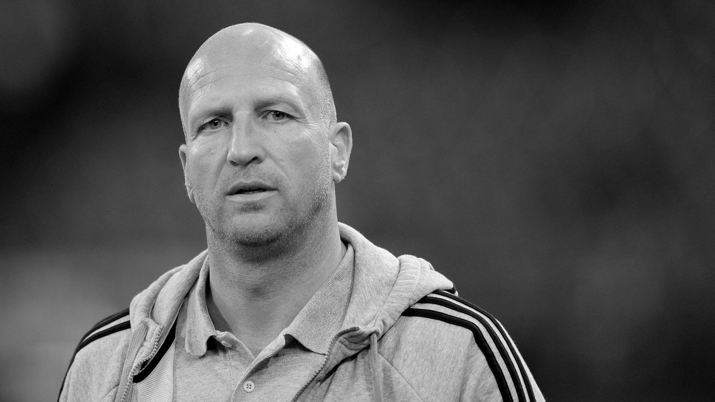 Fußball: Früherer Nürnberg-Trainer Prinzen stirbt mit 57 Jahren