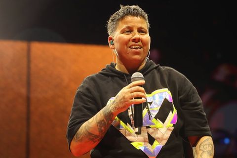 Kerstin Ott hat erstmals öffentlich über ihre Brust-OP gesprochen.