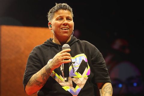 Kerstin Ott hat erstmals öffentlich über ihre Brust-OP gesprochen