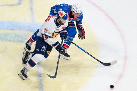 Im vierten Halbfinal gelang München gegen Mannheim der erste Sieg (Archivbild). Foto: Uwe Anspach/dpa