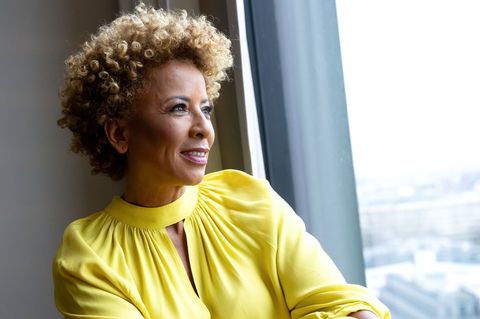 Arabella Kiesbauer will Masken fallen sehen. (Archivbild) Foto: Sven Hoppe/dpa