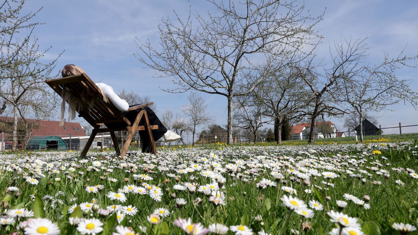 In Baden-Württemberg steigen die Temperaturen von Tag zu Tag. (Archivbild) Foto: Thomas Warnack/dpa