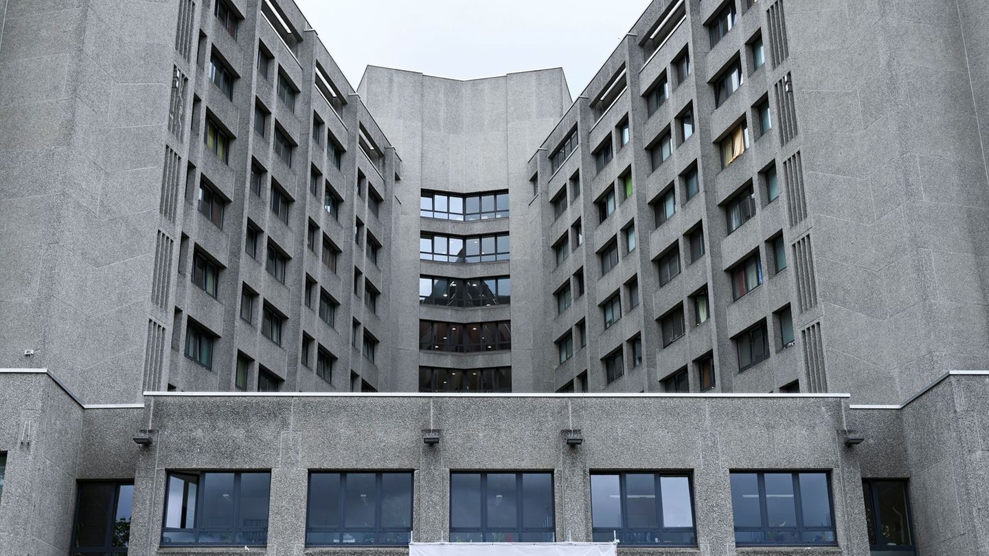 Die Tarifverhandlungen laufen bereits seit einiger Zeit. (Symbolbild) Foto: Katharina Kausche/dpa
