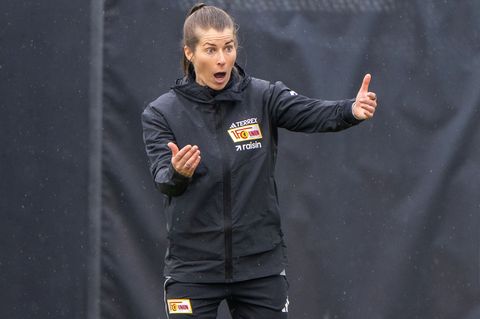 Marie-Louise Eta soll Union Berlin zum sicheren Klassenerhalt führen. Foto: Matthias Koch/dpa