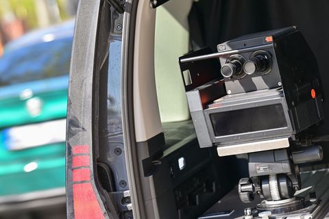 Überhöhte Geschwindigkeit ist der häufigste Grund für tödliche Verkehrsunfälle. (Symbolbild) Foto: Sebastian Christoph Gollnow/d