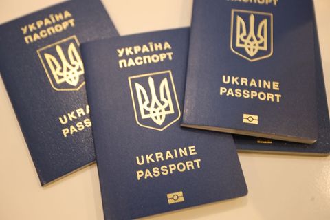 Menschen mit ukrainischem Pass bilden die größte Gruppe von ausländischen Personen in Sachsen-Anhalt. (Symbolbild) Foto: Matthia