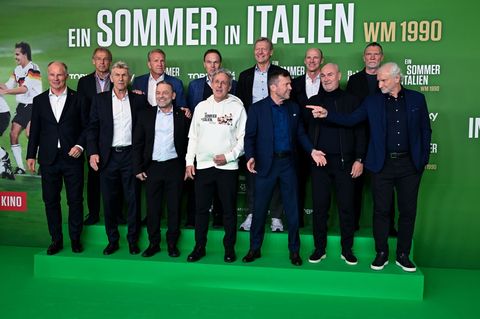 Die WM-Helden von damals wollen sich häufiger sehen. (Archivbild) Foto: Sven Hoppe/dpa