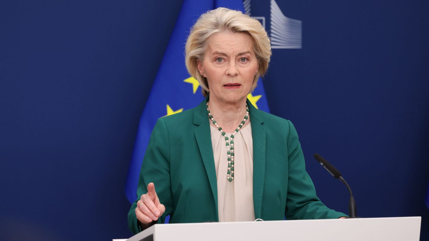 Social-Media-Debatte: Von der Leyen wirbt für Nutzung: App für Alters-Check fertig