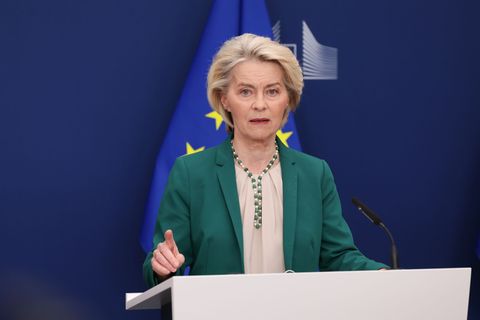 EU-Kommissionspräsidentin Ursula von der Leyen wirbt für eine EU-App zur Altersverifikation in der Online-Welt. Foto: Omar Havan