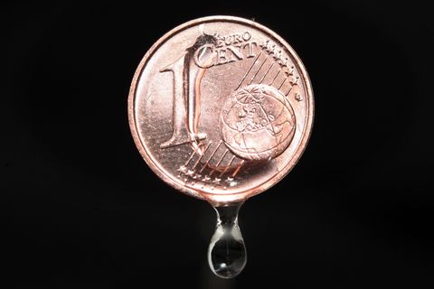 Der Hessische Verwaltungsgerichtshof stoppt die geplante Wasserverbrauchsteuer in Wiesbaden. (Symbolbild) Foto: Fredrik von Eric