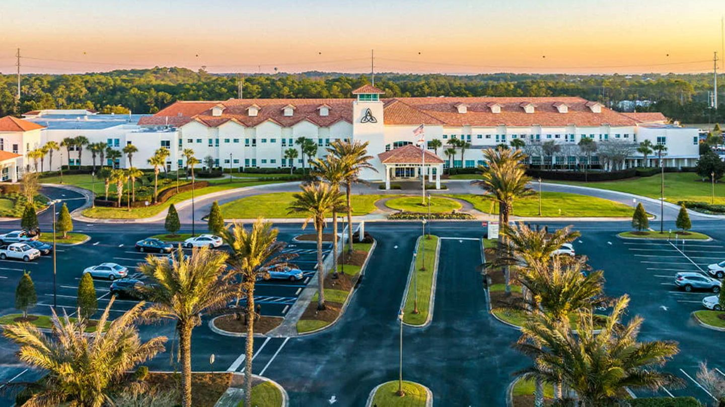 Das Verwechslungsopfer kam ursprünglich mit Bauchschmerzen ins „Ascension Sacred Heart Hospital Emerald Coast“ im Süden der USA
