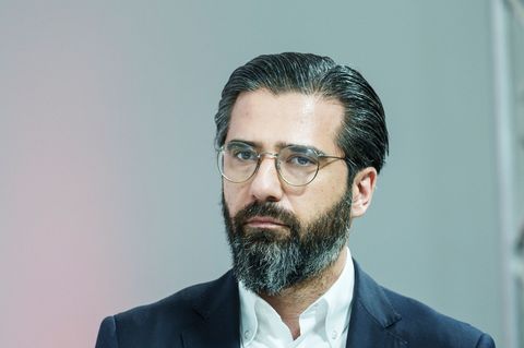 Unmut Sönmez (SPD) ist als hessischer Wirtschaftsstaatssekretär entlassen worden. (Archivbild) Foto: Andreas Arnold/dpa