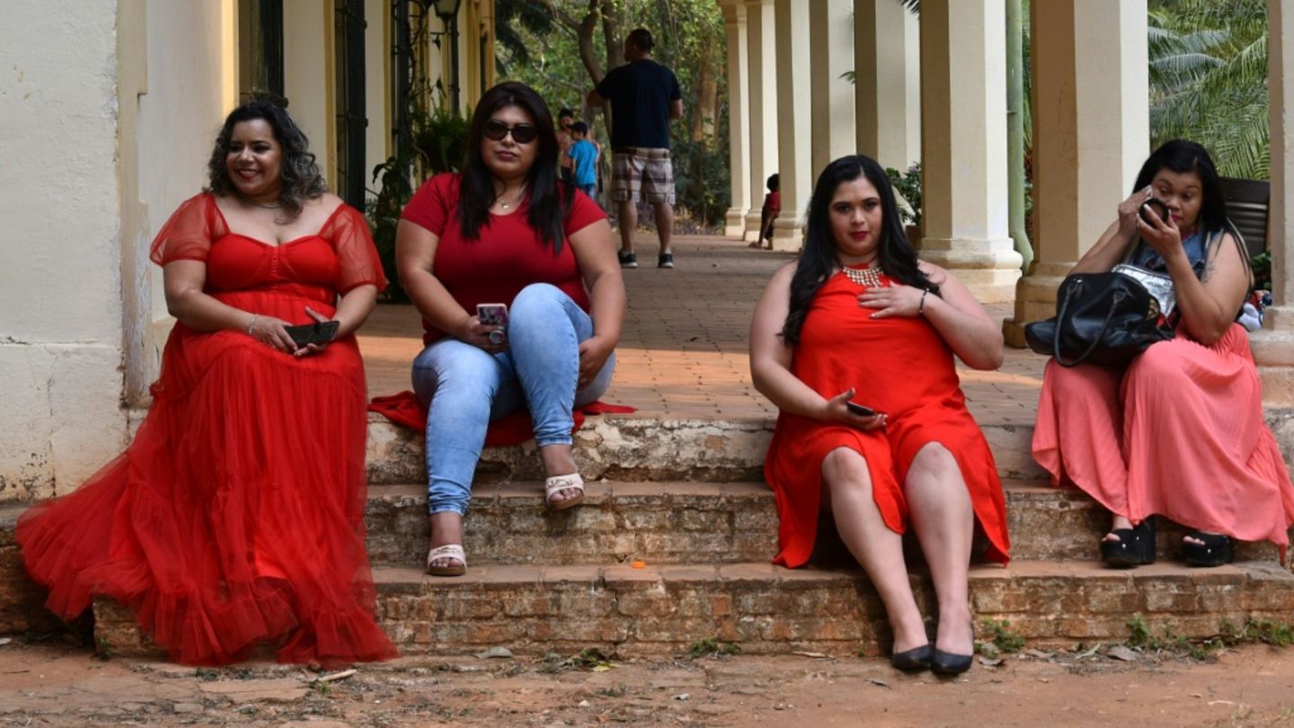 Teilnehmerinnen an einem Schönheitswettbewerb