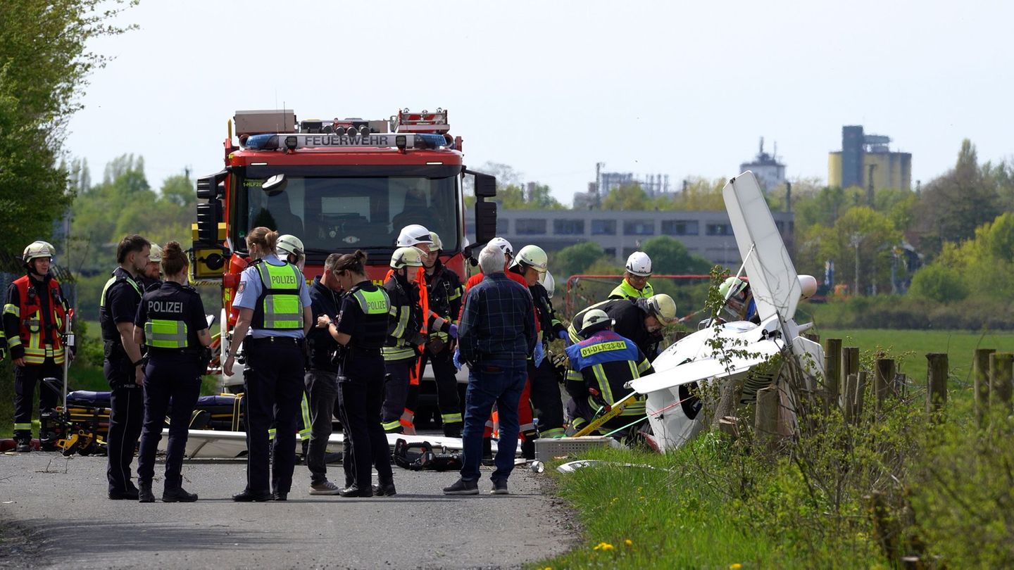 Ein Kleinflugzeug ist in Hamm verunglückt. Foto: Max Lametz/dpa