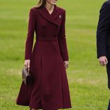 Prinzessin Kate bei einem Auftritt im Mantel