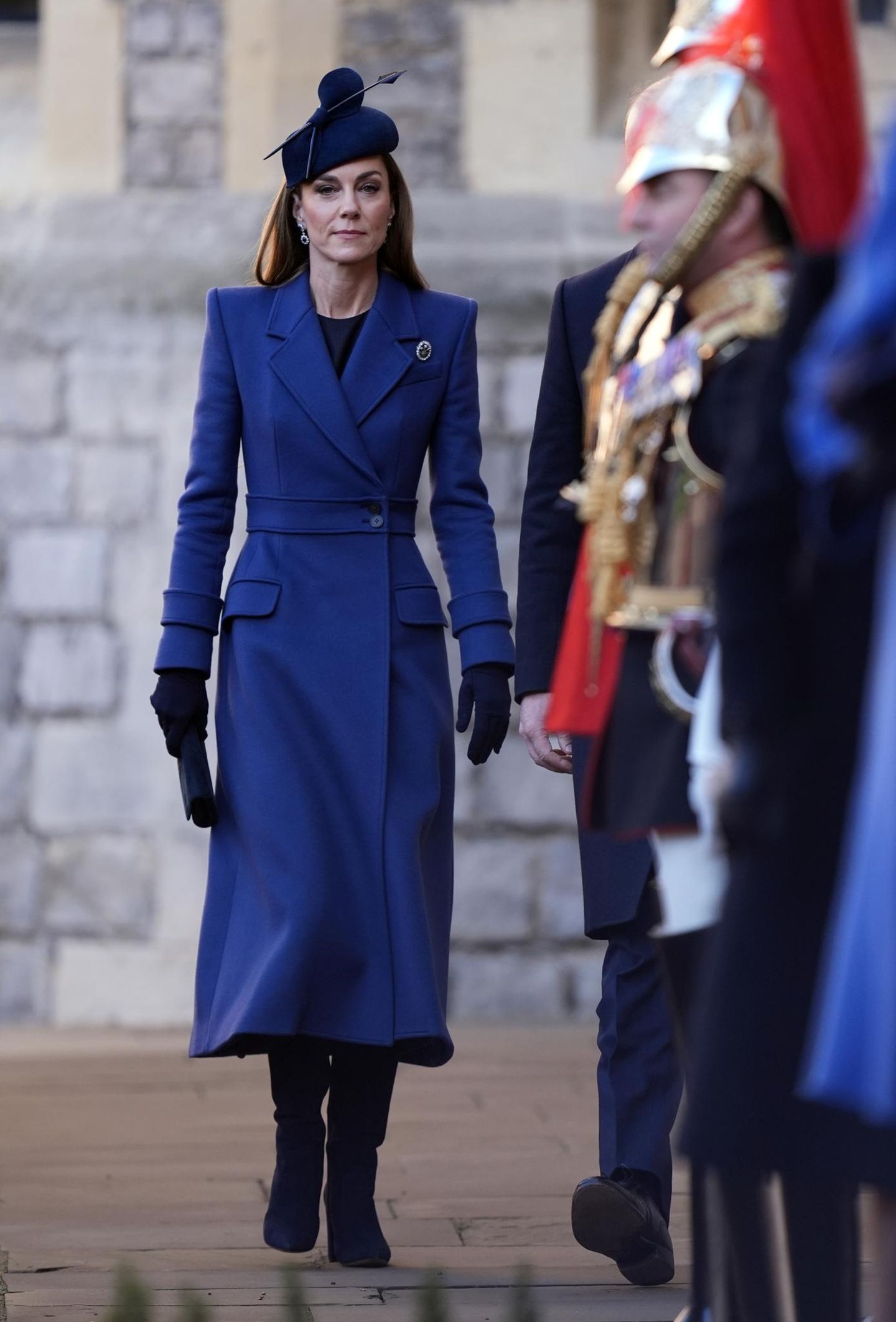 Prinzessin Kate bei einem Auftritt im Mantel