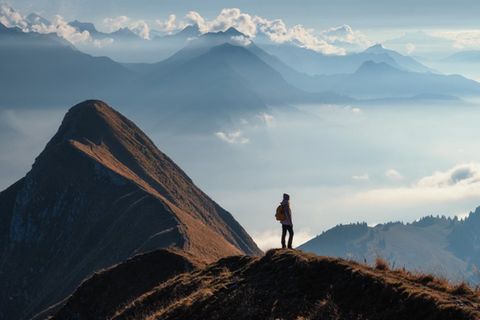 Blick in die Zukunft: Das Auswandern in diese Länder könnte sich lohnen.