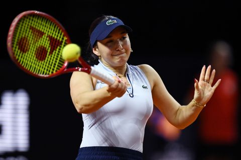 Chancenlos gegen die Ukrainerin Jelina Switolina: Auch Eva Lys verabschiedete sich im Achtelfinale. Foto: Marijan Murat/dpa