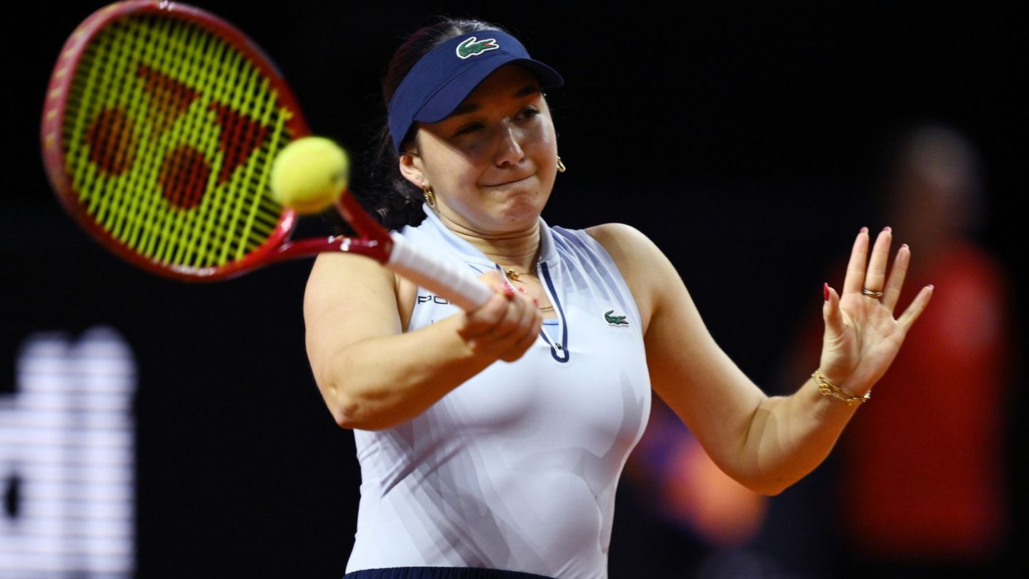 Chancenlos gegen die Ukrainerin Jelina Switolina: Auch Eva Lys verabschiedete sich im Achtelfinale. Foto: Marijan Murat/dpa