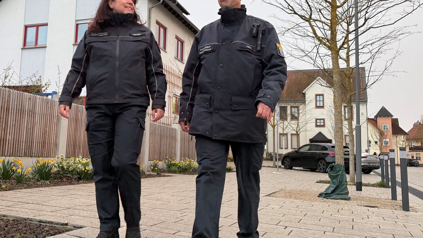 Die Helfer im freiwilligen Polizeidienst unterstützen die Polizei vor Ort als "Augen und Ohren" und sind Ansprechpartner für die
