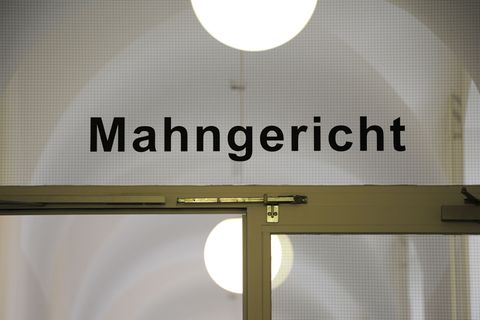 Wird neu über die Finanzierung des Mahngerichts verhandelt? (Symbolfoto) Foto: picture alliance / Angelika Warmuth/dpa