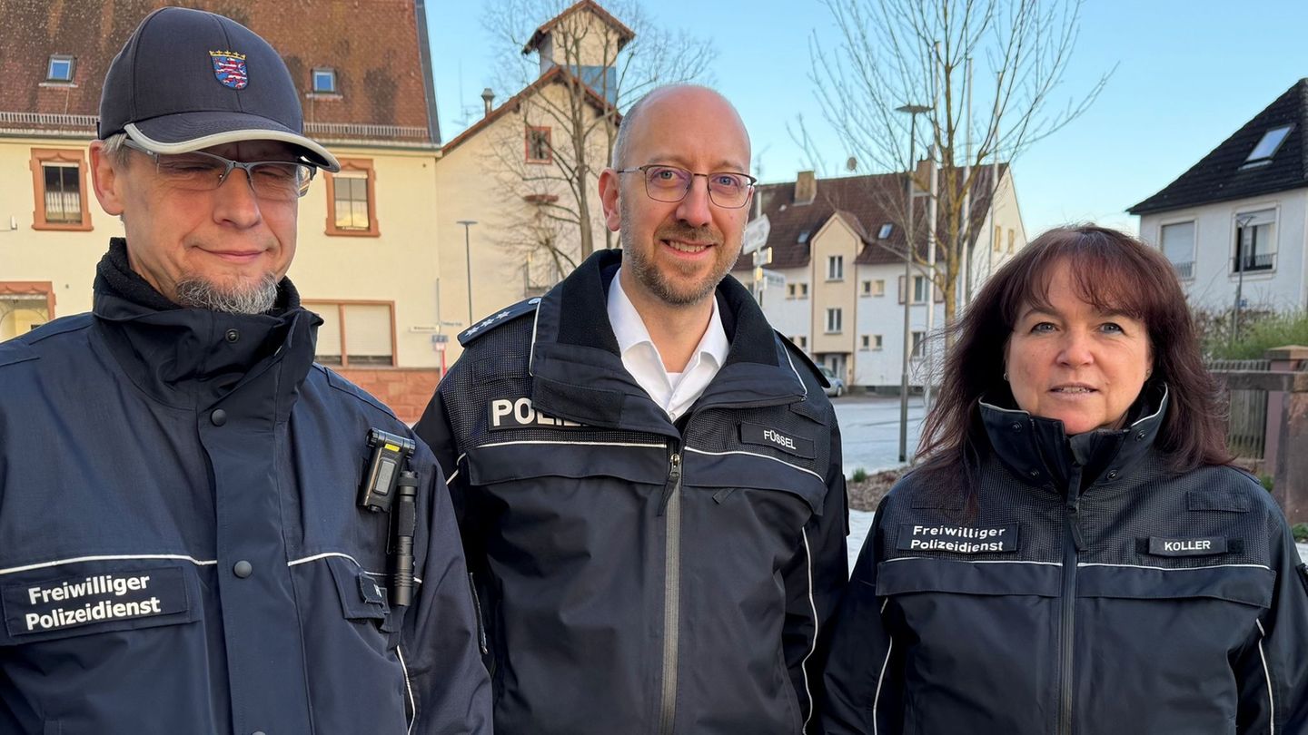 Die Ehrenamtler sind engagierte Bürger, aber keine klassischen Polizeibeamte. Sie unterstützen die Polizei bei der Erfüllung ihr