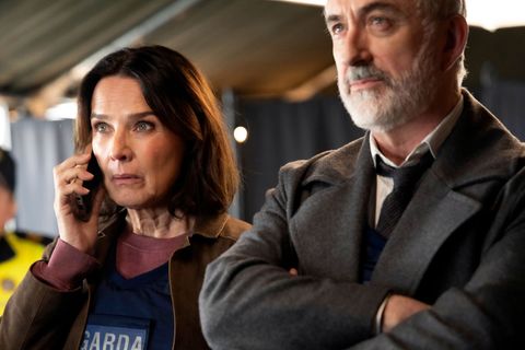 Désirée Nosbusch schlüpft in der neuen Folge des Irland-Krimis wieder in die Rolle der Kriminalpsychologin Cathrin Blake. Foto: