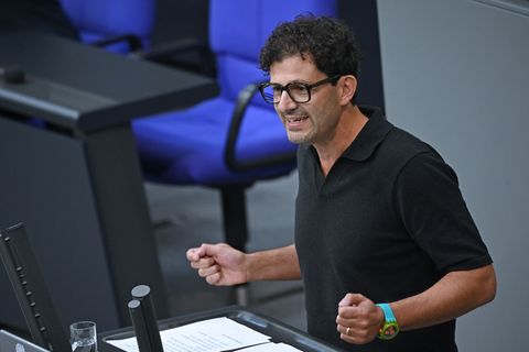 Der Bundestagsabgeordnete Luigi Pantisano möchte Linken-Vorsitzender werden. (Archivbild) Foto: Helena Dolderer/dpa