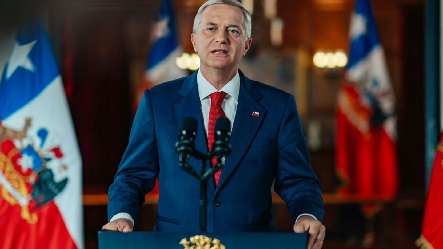 Kast bei der Fernsehansprache