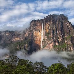Angel Falls im Sonnenlicht