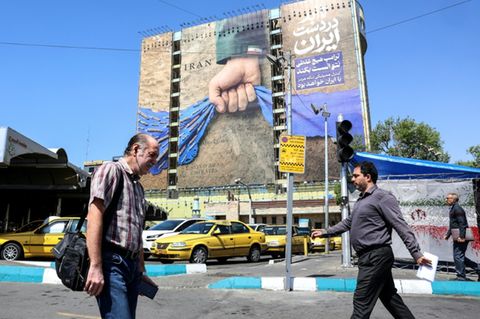 Passanten in Teheran