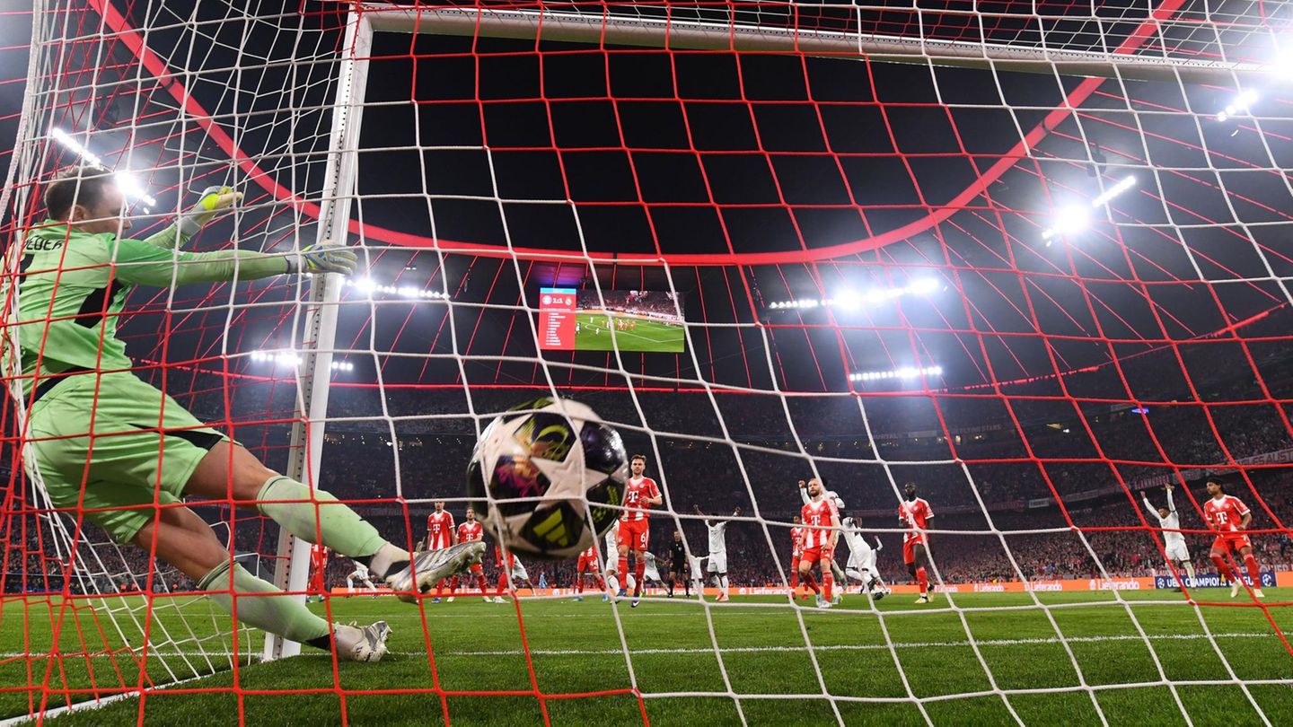 Ball und Neuer zappeln im Netz des FC Bayern: „Wir müssen erstmal verarbeiten, was heute hier passiert ist“