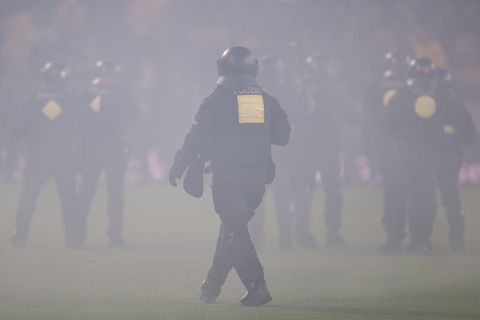 Beim Spiel zwischen Dresden und Hertha BSC war es zu Ausschreitungen gekommen. (Archivbild) Foto: Sebastian Kahnert/dpa