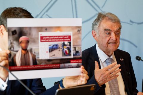 Extremisten nutzen KI für ihre Propaganda, sagt Innenminister Reul. Foto: Henning Kaiser/dpa