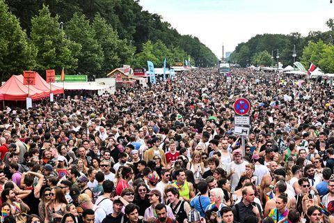 Der Berliner CSD beginnt in diesem Jahr bereits mit einer Demonstration am Vorabend der großen Parade. (Archivbild) Foto: Bernd