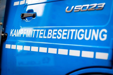 Die Zünder der Bomber könnten die Entschärfungsexperten vor Herausforderungen stellen. (Symbolbild) Foto: Moritz Frankenberg/dpa