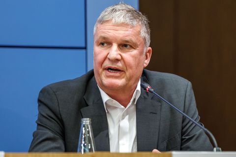 UVB-Hauptgeschäftsführer Alexander Schirp sieht die geplante Entlastungsprämie des Bundes äußerst kritisch. (Archivbild) Foto: A