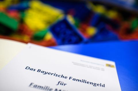 Das bayerische Familiengeld ist mittlerweile wieder gestrichen worden. (Archivbild) Foto: Matthias Balk/dpa
