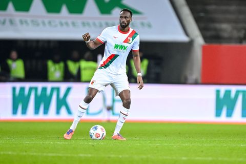 Chrislain Matsima steht dem FC Augsburg bald wieder zur Verfügung. (Archivbild) Foto: Harry Langer/dpa