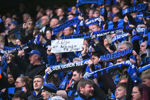 Komfortable Ausgangslage: Selbst bei einer Niederlage bleibt Paderborn Tabellenzweiter. (Archivbild) Foto: Swen Pförtner/dpa