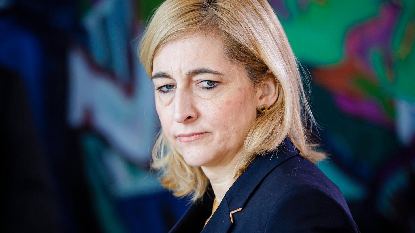 Gesundheitsreform: „Nicht tragfähig“: Söder-Vertrauter stellt sich gegen Warkens Plan