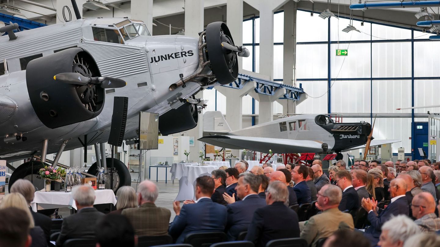 100 Jahre Lufthansa: Hüskens fordert: Kosten im Luftverkehr senken