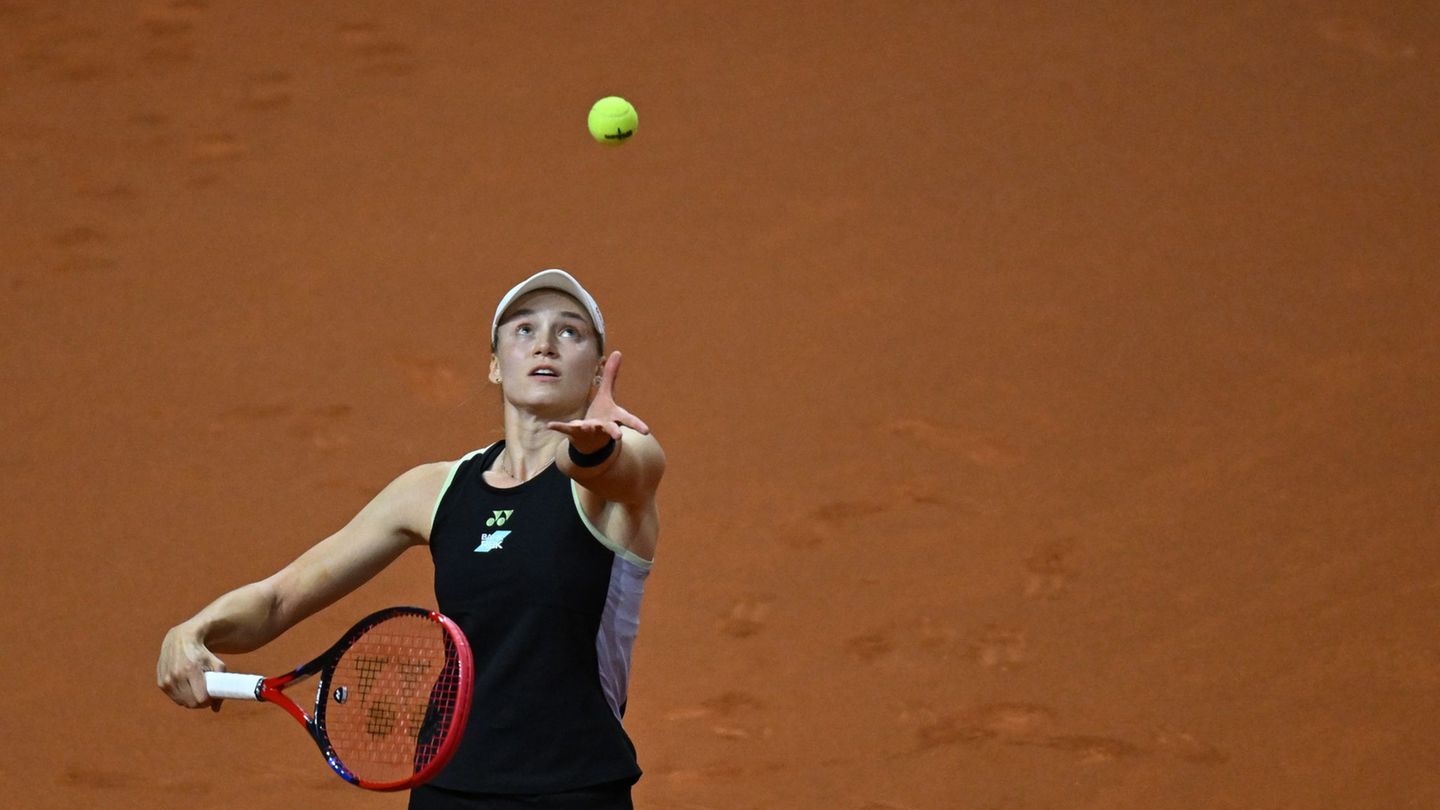 WTA-Tour in Stuttgart: Tennisstar Rybakina erreicht Viertelfinale souverän