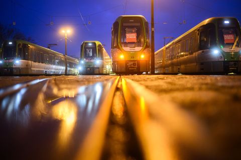Zum Auftakt der Hannover Messe drohen Besuchern wegen eines Warnstreiks Einschränkungen bei der Anreise – Busse und Stadtbahnen