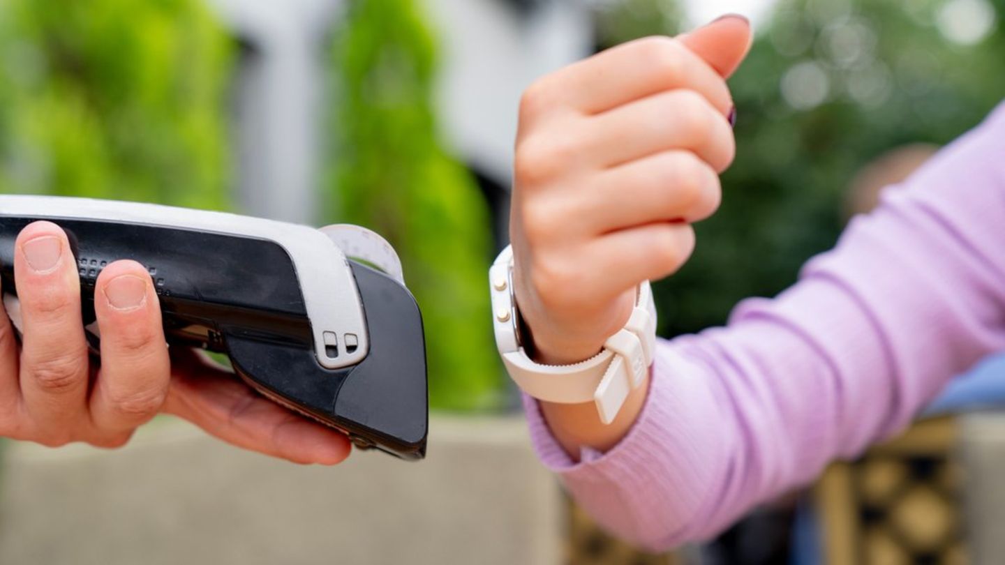 Digitales Bezahlen: Mehrheit gefallen Trinkgeld-Vorschläge nicht