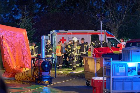 Einsatztkräfte sind in Runkel, Hessen im Einsatz