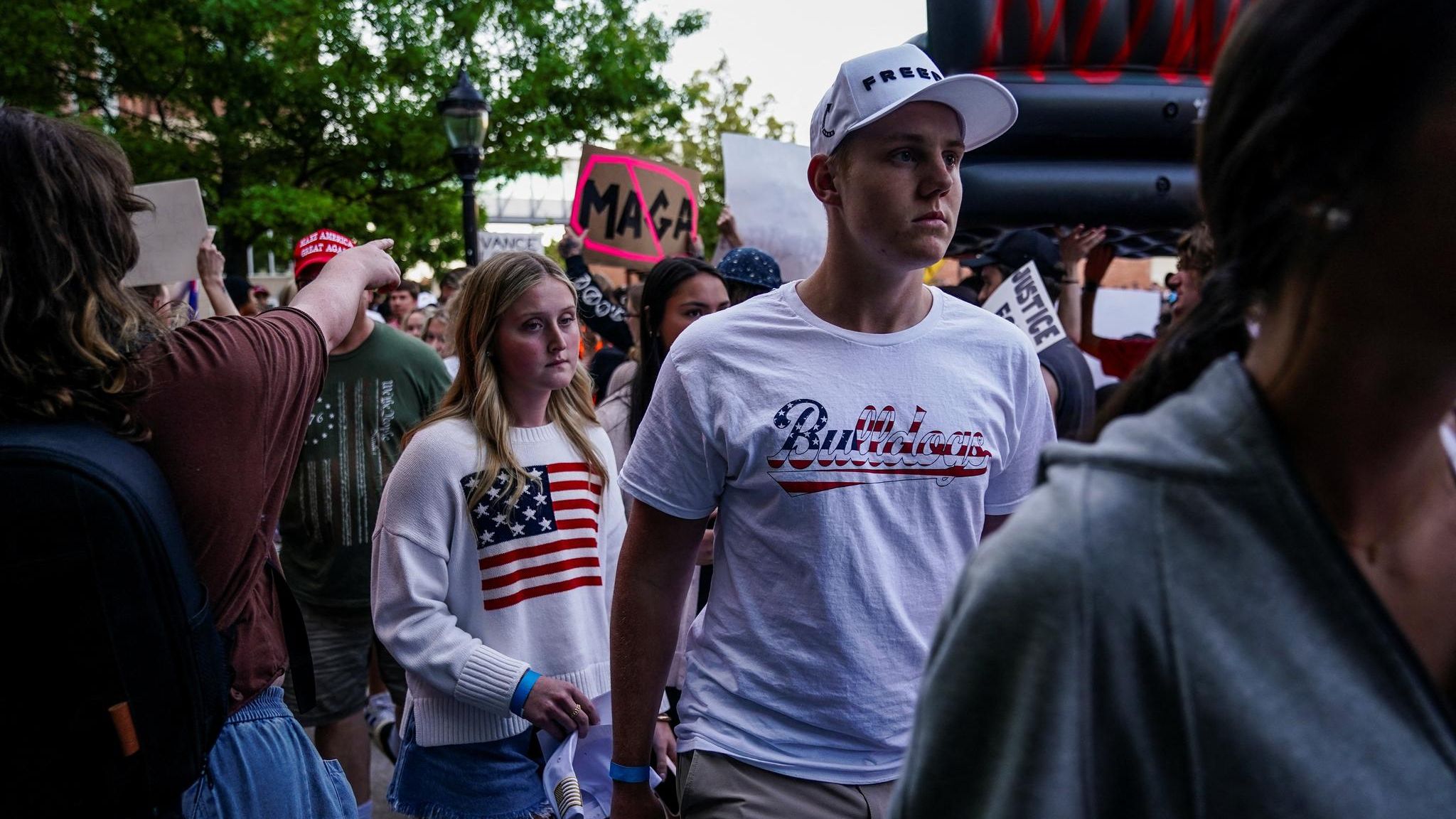 Der Besuch von Trump-Vize JD Vance an der University of Georgia kommt bei vielen Studierenden nicht gut an