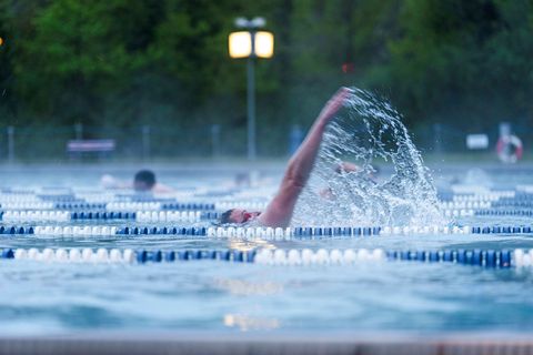Das Freibad Hausen öffnet am Samstag. (Archivbild) Foto: Andreas Arnold/dpa
