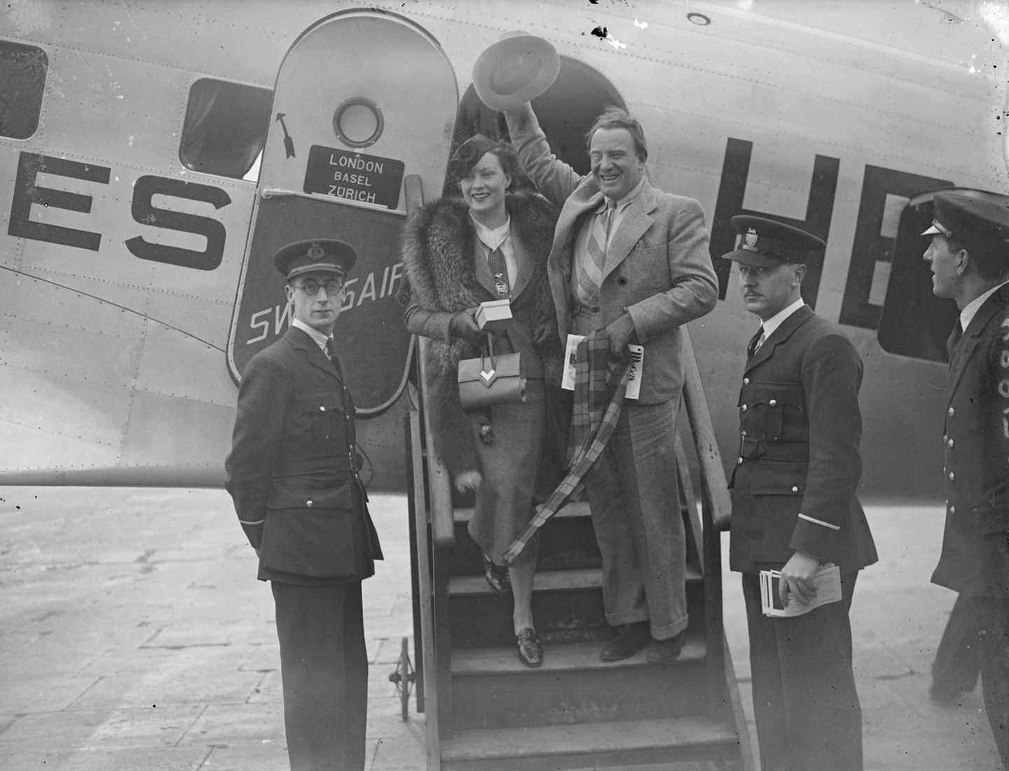 In der Zwischenkriegszeit gastierten Berühmtheiten wie Josephine Baker oder der Star-Tenor Richard Tauber mit seinem Hit „Gern hab‘ ich die Frauen geküsst“ auf der Reeperbahn.